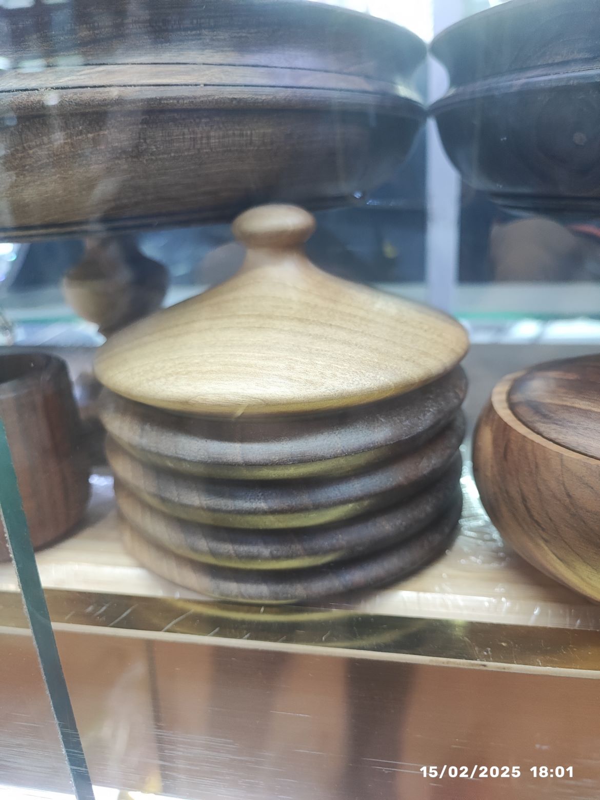 ظروف پذیرایی چوبی